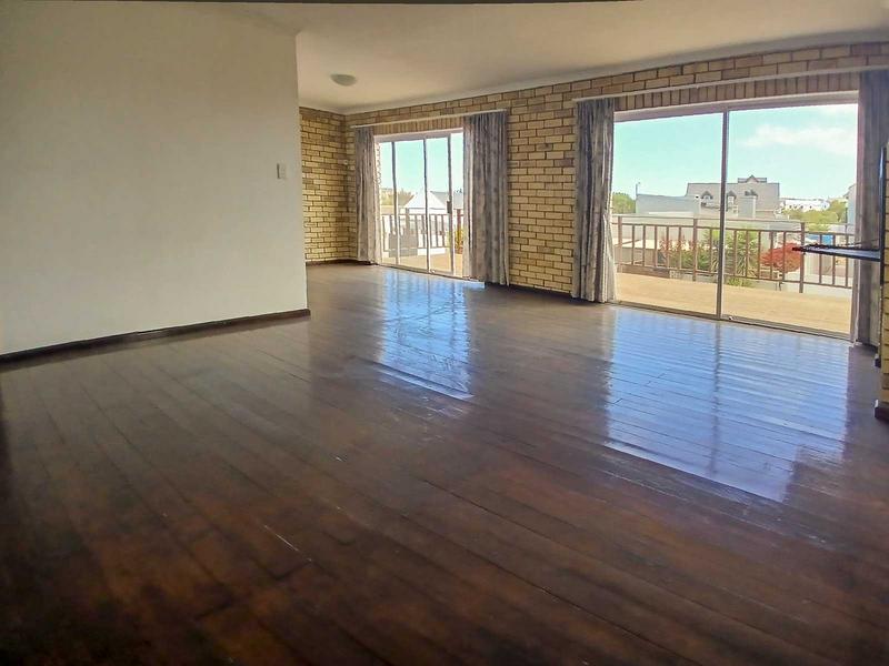 3 Bedroom Property for Sale in Britannia Bay Western Cape